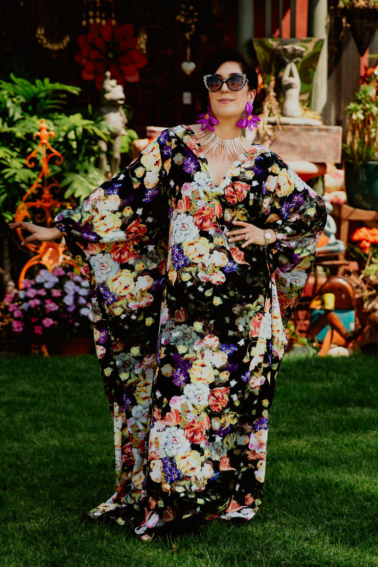 Glissando Kaftan in “Camille”