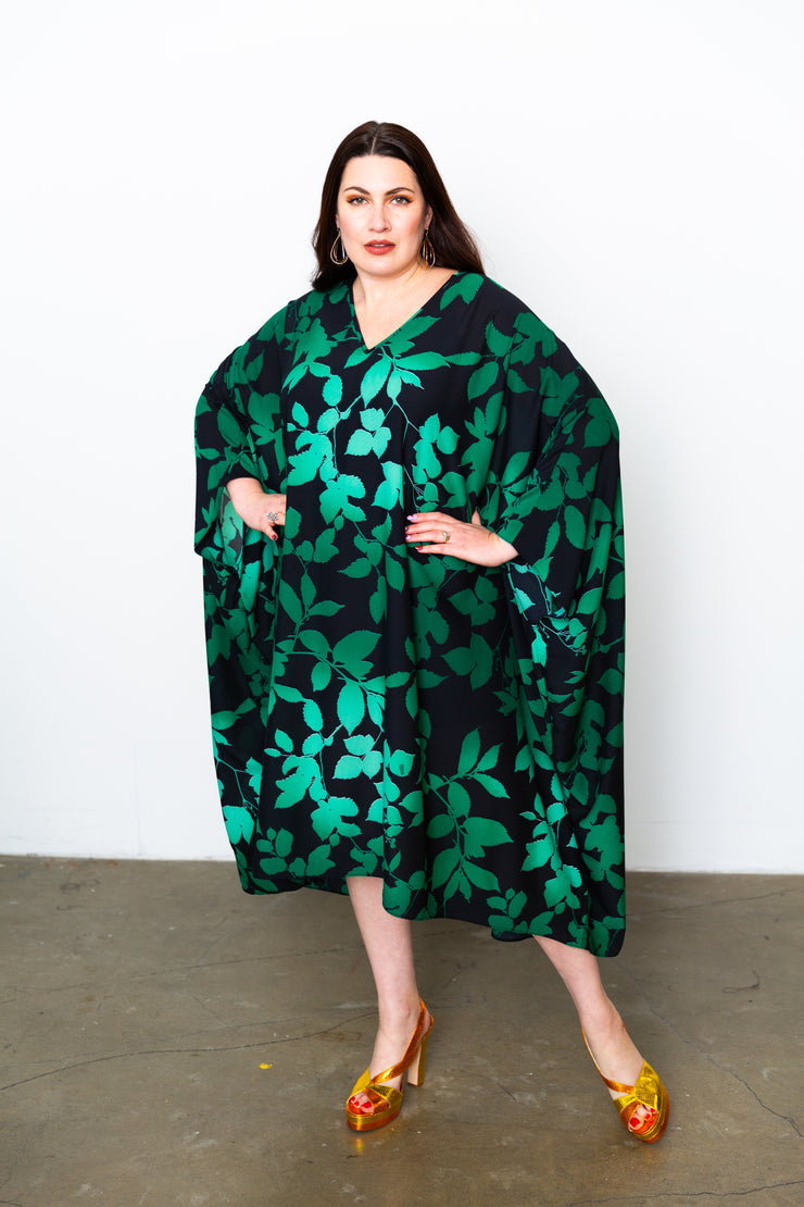 Kaftan in "Seasons Change Green" (Midi)