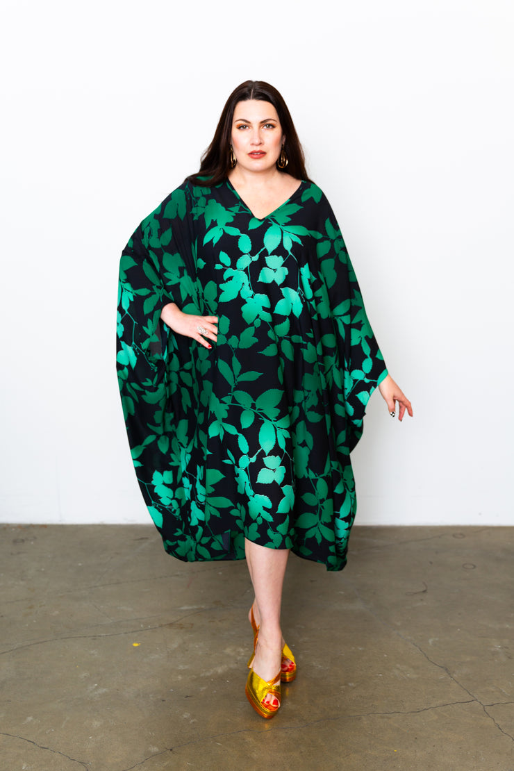 Kaftan in "Seasons Change Green" (Midi)