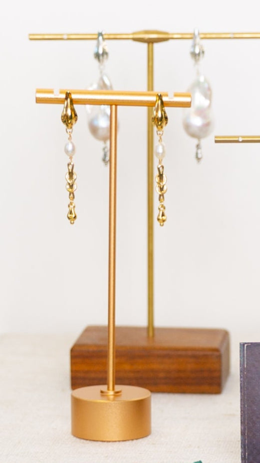 A&O Thalia Pearl Earrings