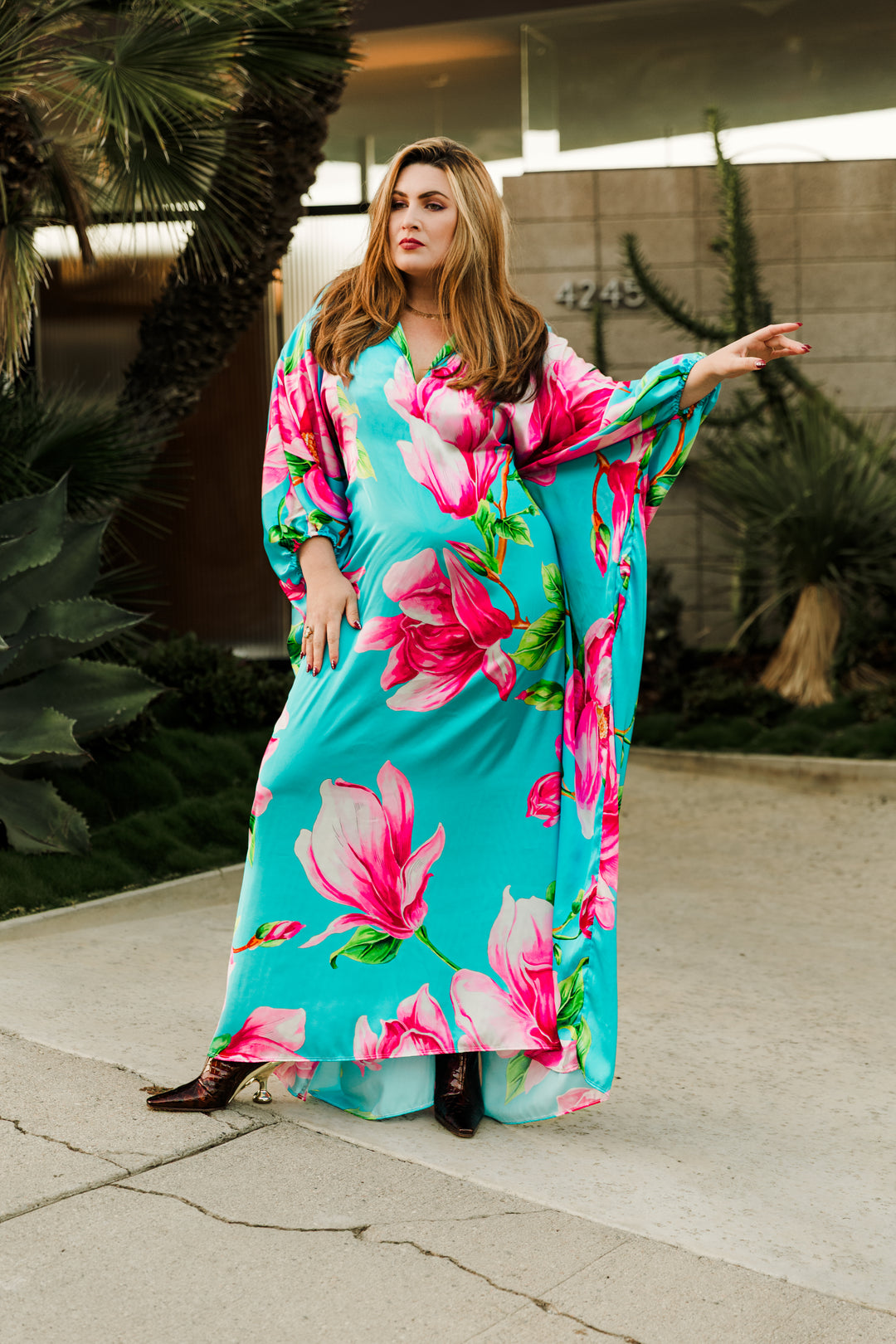 Glissando Kaftan in “Eloise"