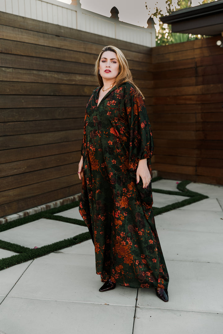 Glissando Kaftan in “Worldly"