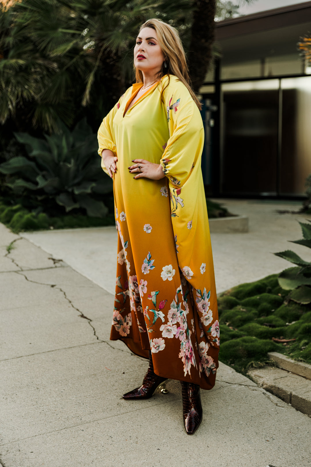 Glissando Kaftan in “Jo"