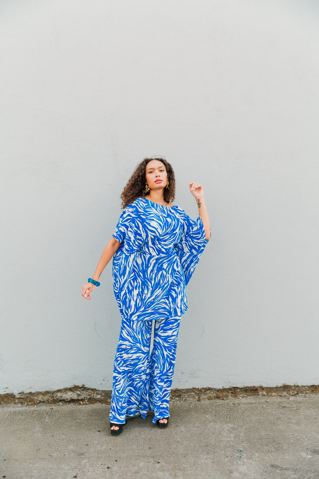 Muse Pants in "Blue Zebra Slink”