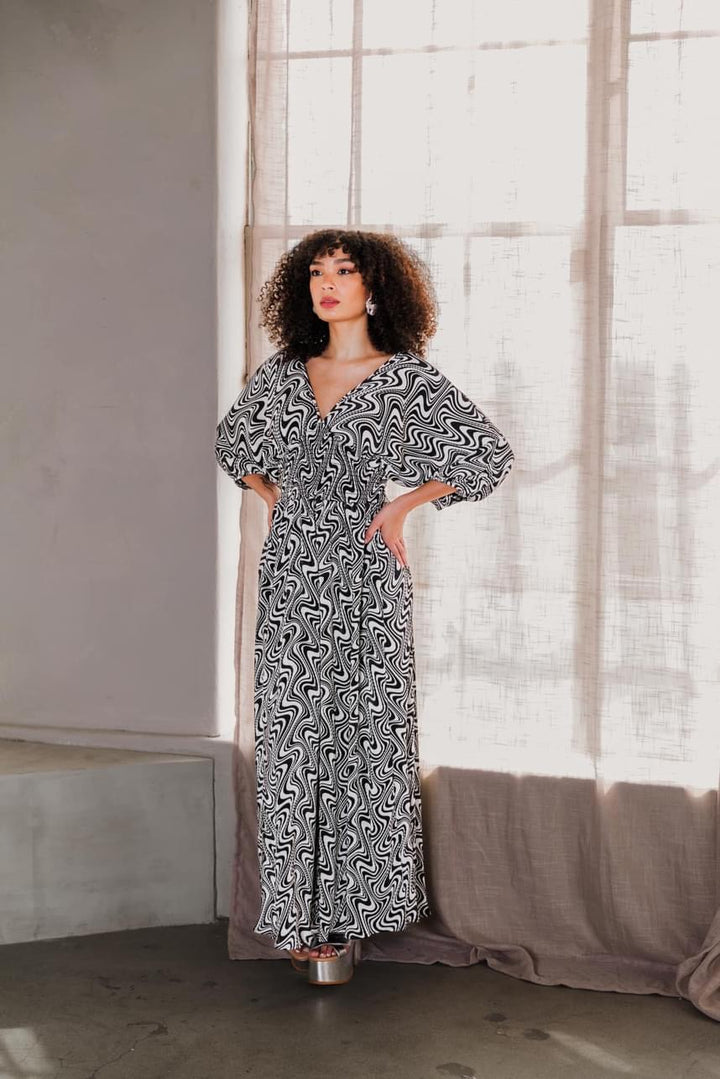 Colla Voce Dress in “B&W Swirl”