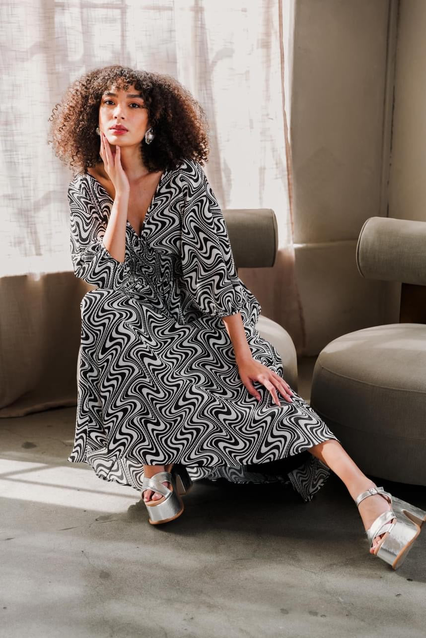 Colla Voce Dress in “B&W Swirl”