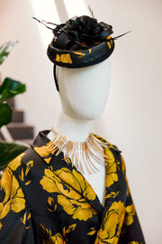 Fascinator in “Pagliacci”