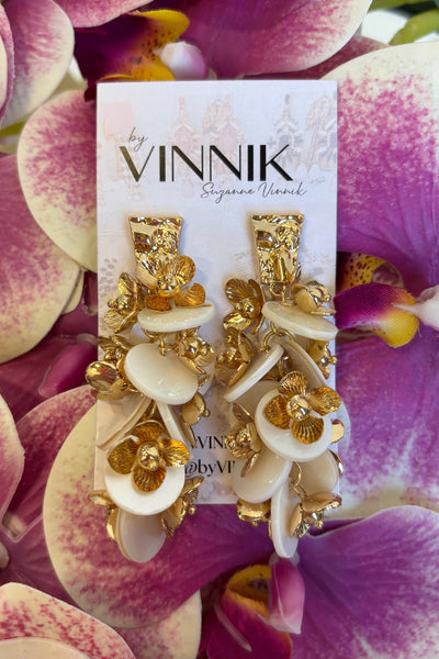 Flower Chandelier Earrings (White)