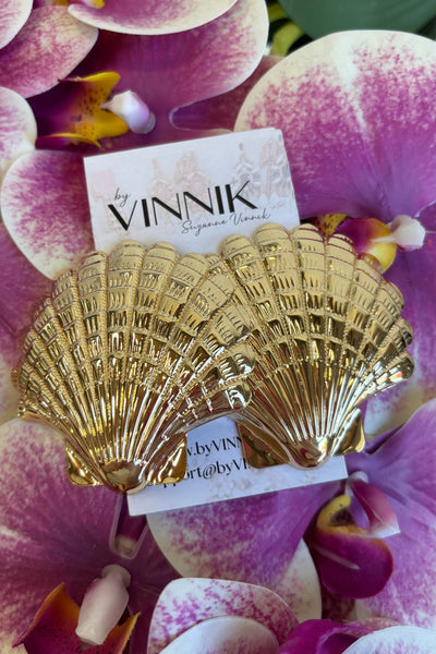 Giant Shell Earrings (Gold)