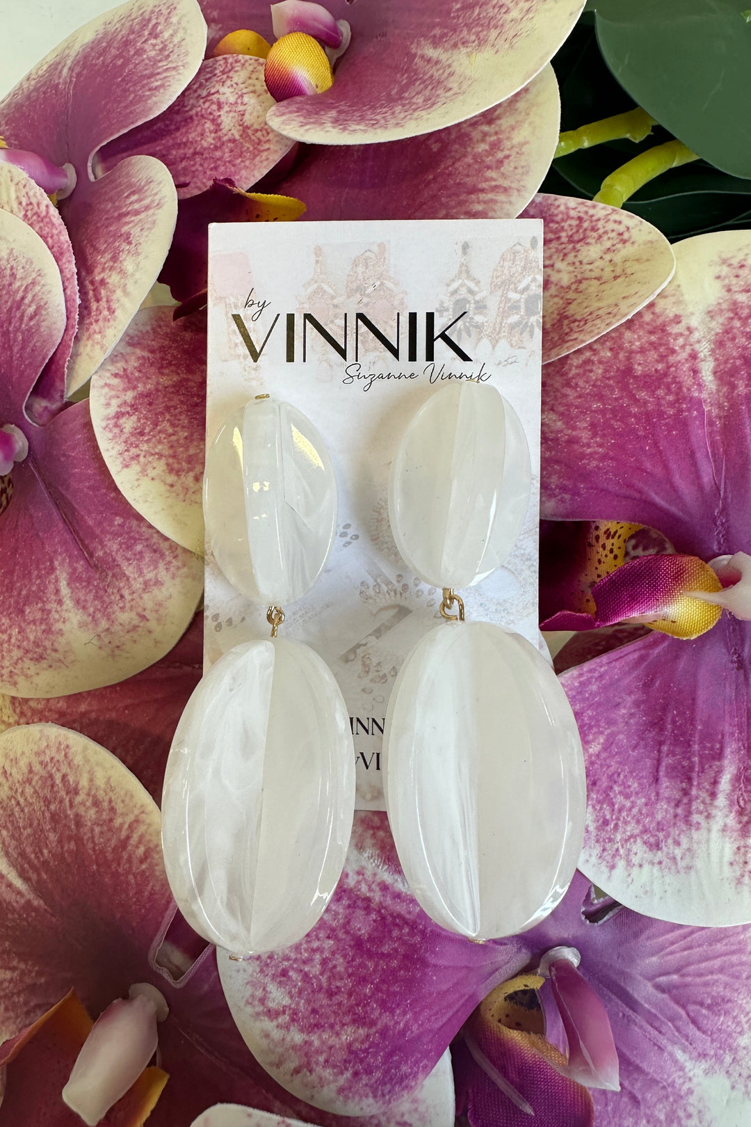 3D Earrings (White)
