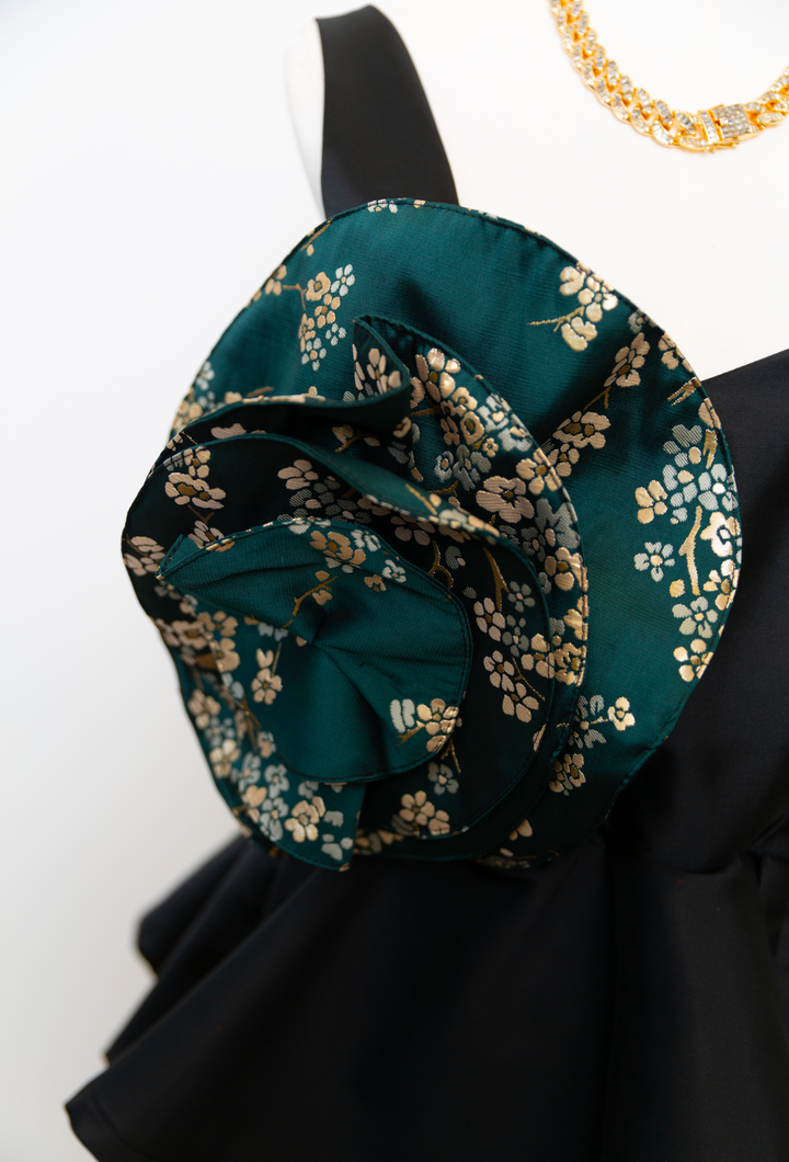 Fleur Interchangeable Rosette in "Madama Butterfly"