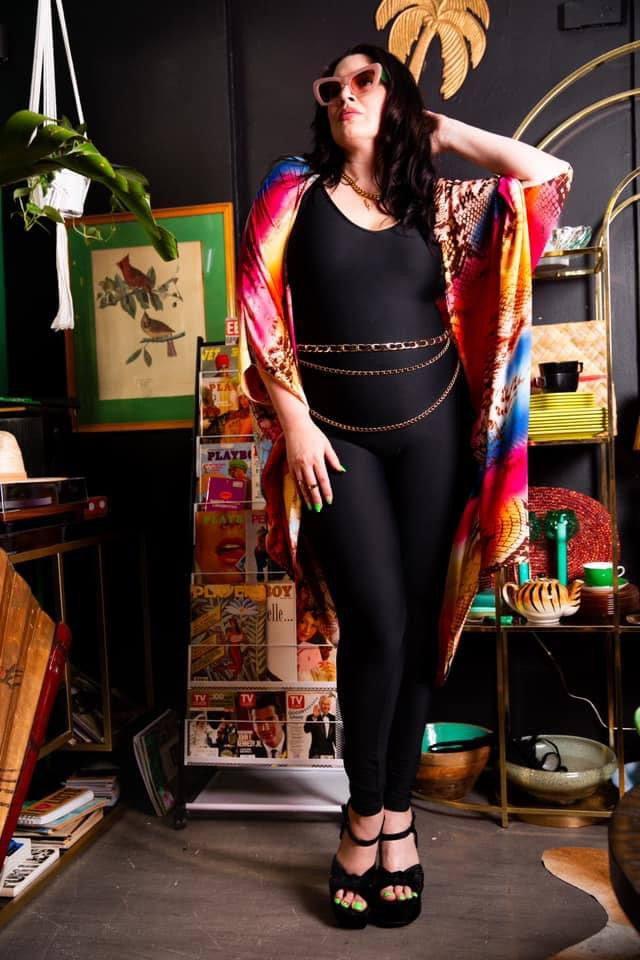 Coloratura Cape “Tracy”