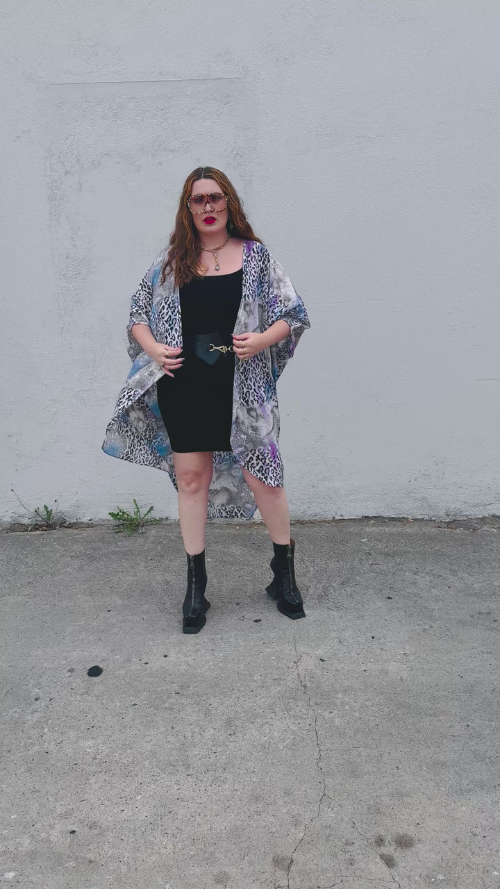 Coloratura Cape in "Stelmaria"