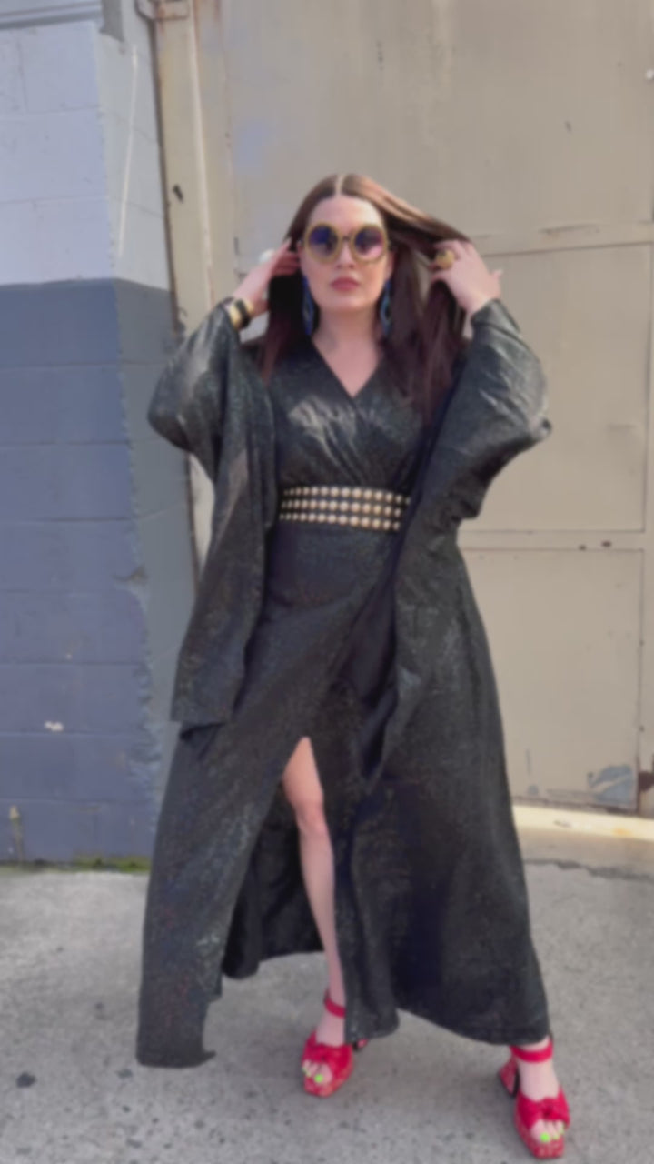 Bohémienne Kimono Robe in "She’s A Witch” (Sweater)