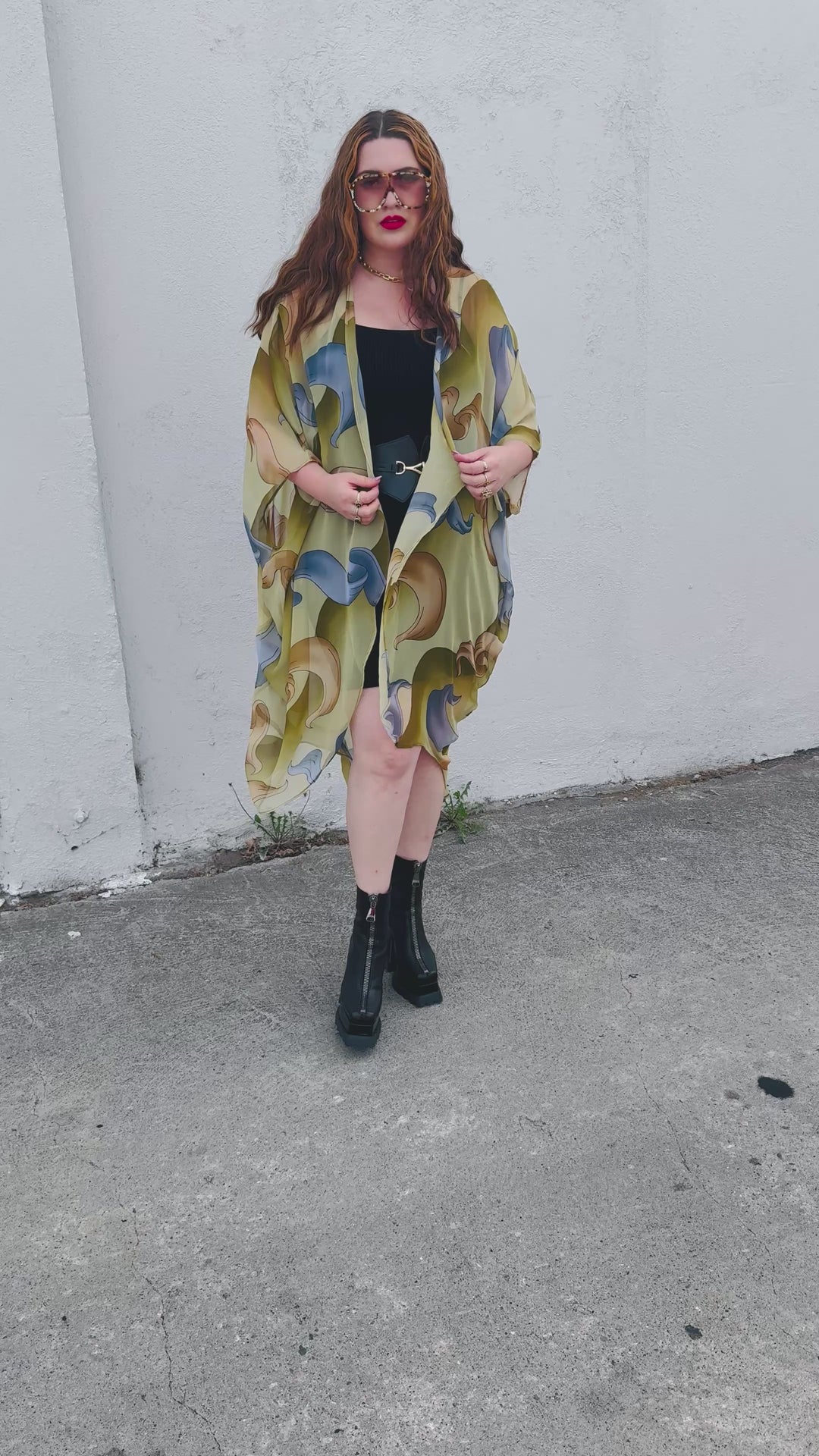 Coloratura Cape in "Olive Swirl"