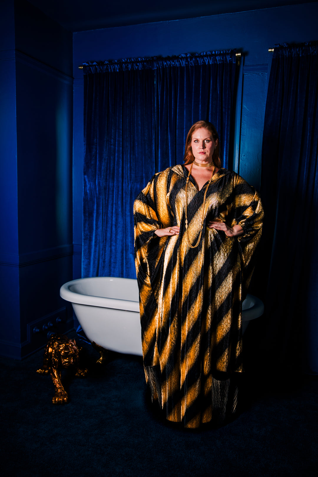 Glissando Kaftan in “Vegas"