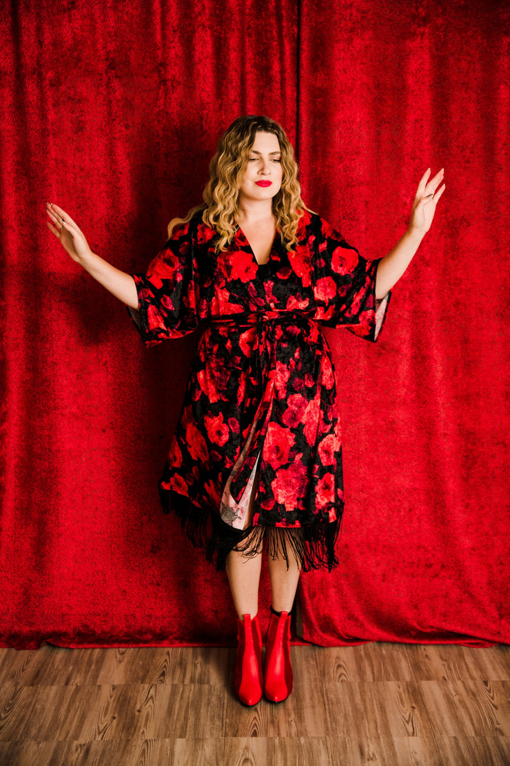 Velvet Fringe Teatro Robe (Red Rose)