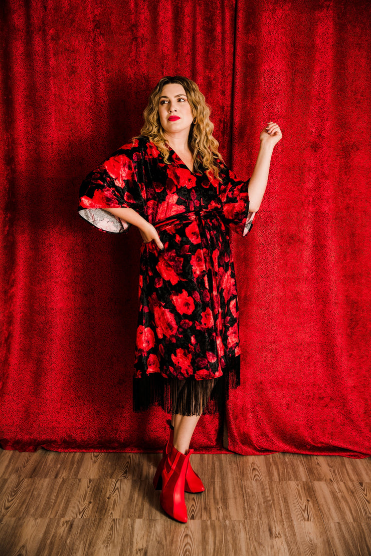 Velvet Fringe Teatro Robe (Red Rose)