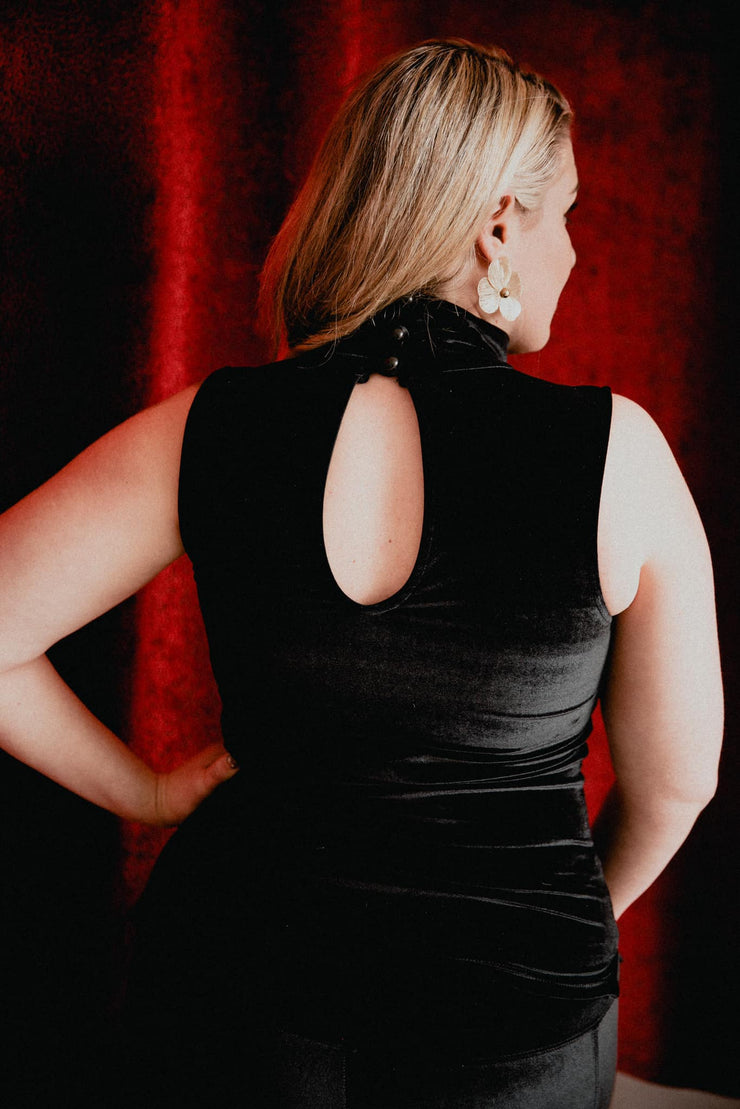 Beyond Basic Velvet Set (Black)