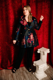 The Suit (L'Orfeo)