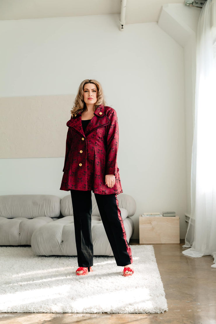 The Suit (L'Amour de loin)