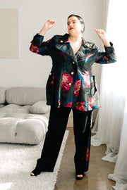 The Suit (L'Orfeo)