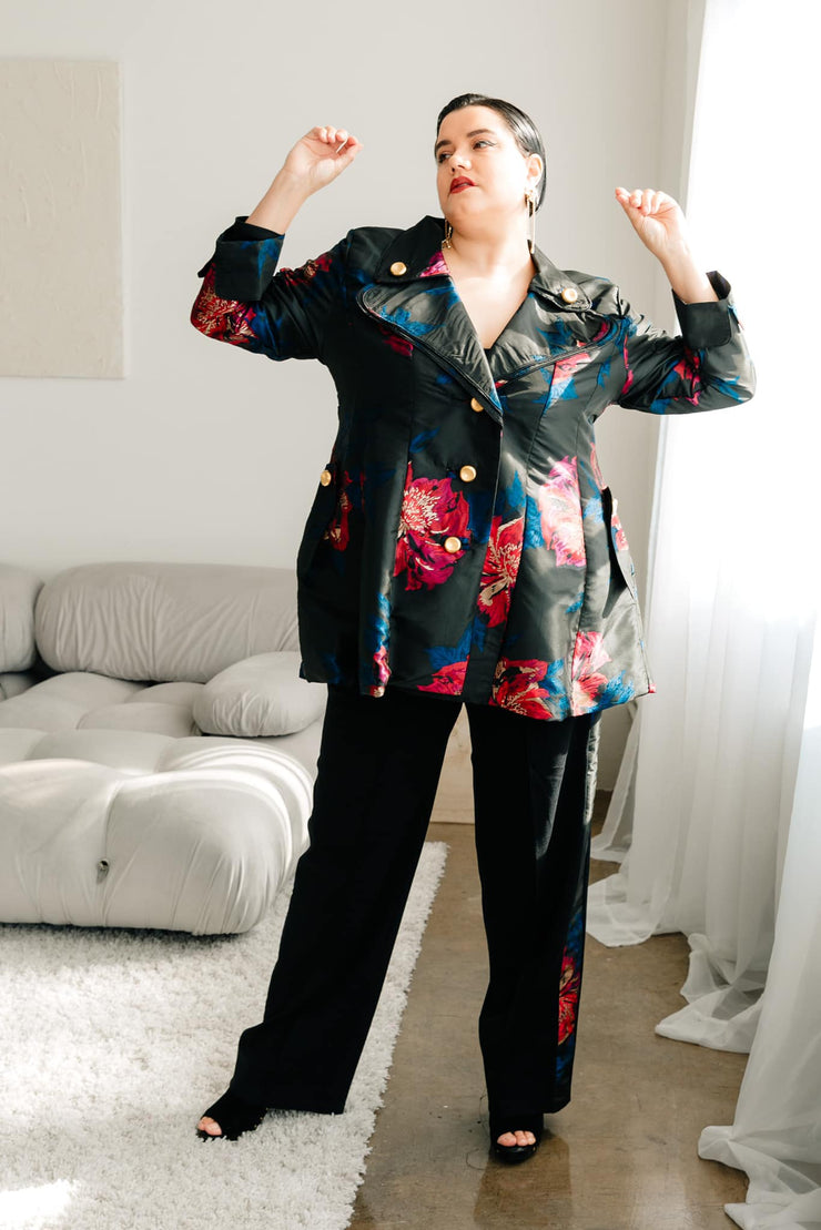 The Suit (L'Orfeo)