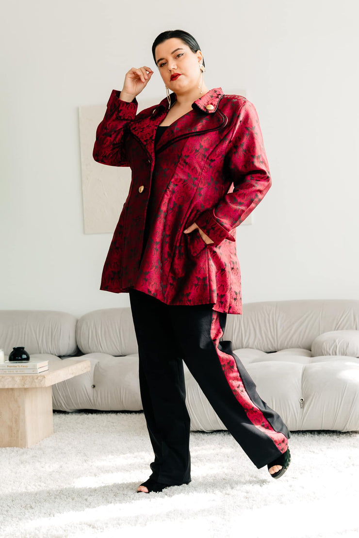 The Suit (L'Amour de loin)