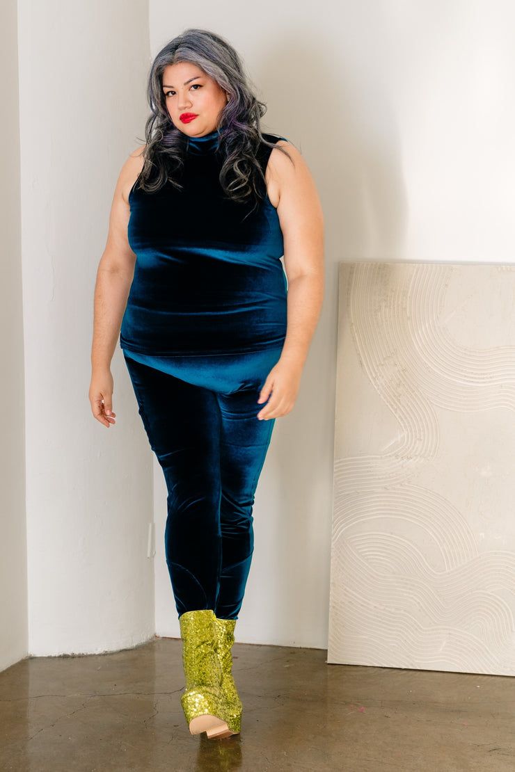 Beyond Basic Velvet Set (Blue)