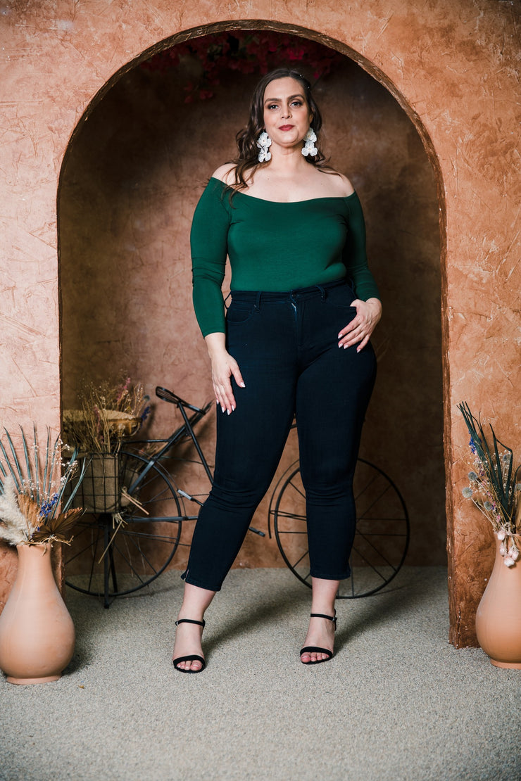 Shoulder Smolder Top (Hunter Green)