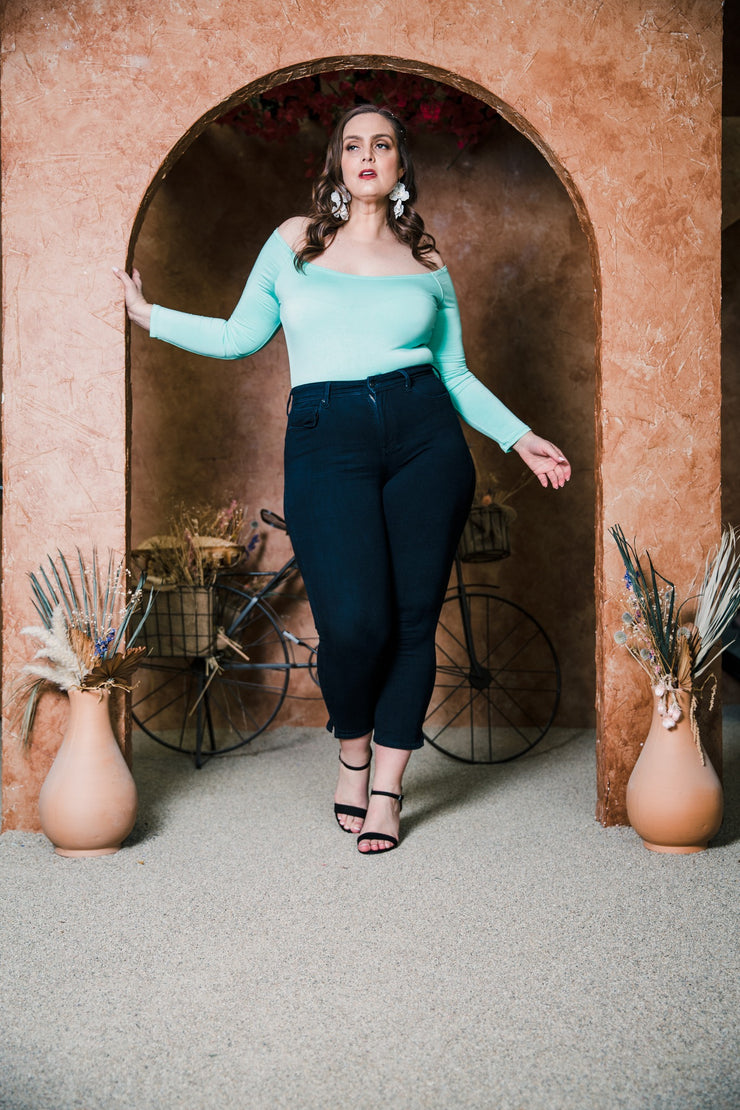 Shoulder Smolder Top (Seafoam)