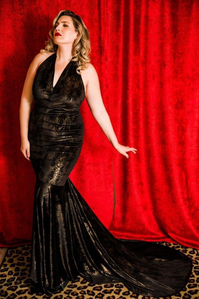 The Hollywood Evening Gown (Black & Gold)