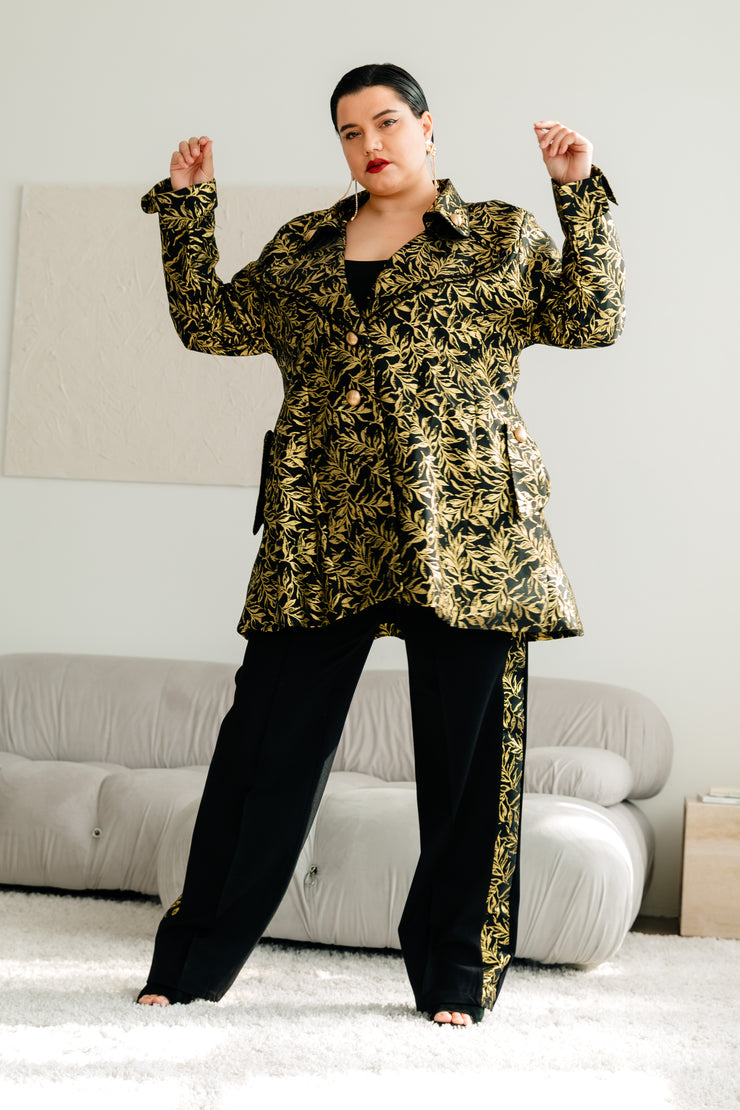 The Suit (Medea)
