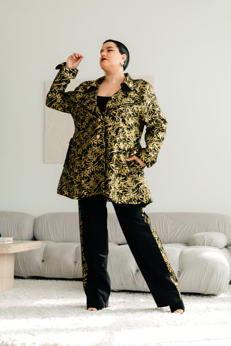 The Suit (Medea)