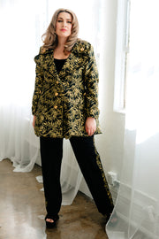 The Suit (Medea)
