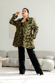 The Suit (Medea)